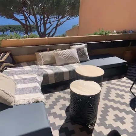 Appartement Magnifique Vue Mer, La Madrague. Sainte-Maxime