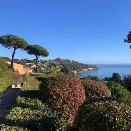 Magnifique Vue Mer, La Madrague. Апартаменти *