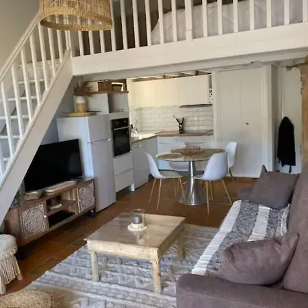 Magnifique Vue Mer, La Madrague. Apartment