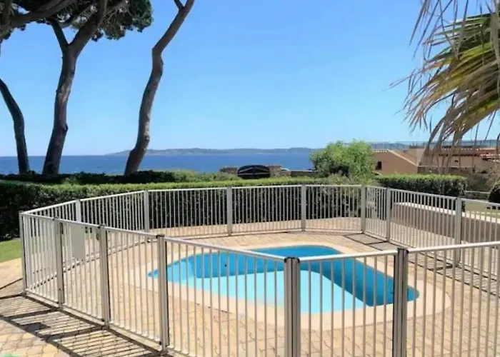 Magnifique Vue Mer, La Madrague. Апартаменти Сент-Максім