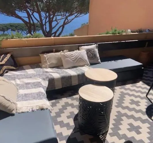 Apartment Magnifique Vue Mer, La Madrague. Sainte-Maxime